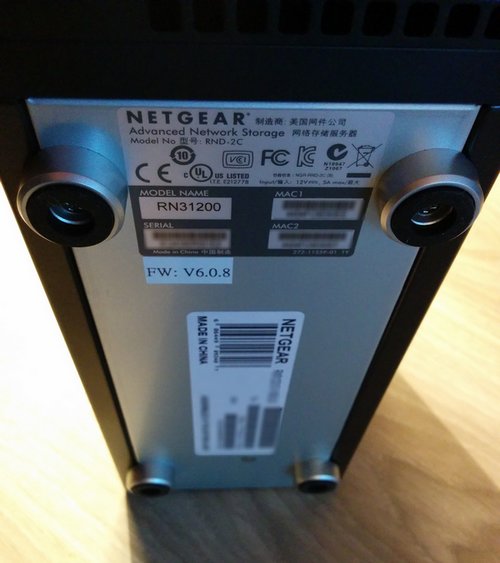 Netgear ReadyNAS 312 - Vue de dessous