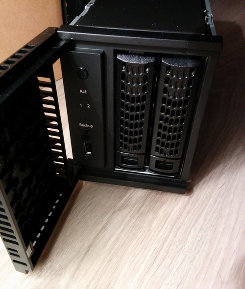 Netgear ReadyNAS 312 - Aperçu des racks