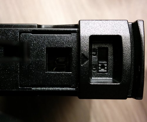 Netgear ReadyNAS 312 - Verrouillage du rack