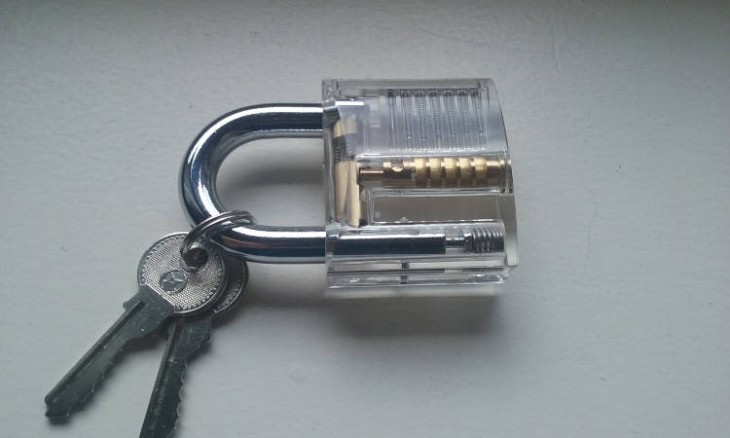 lock-picking-06