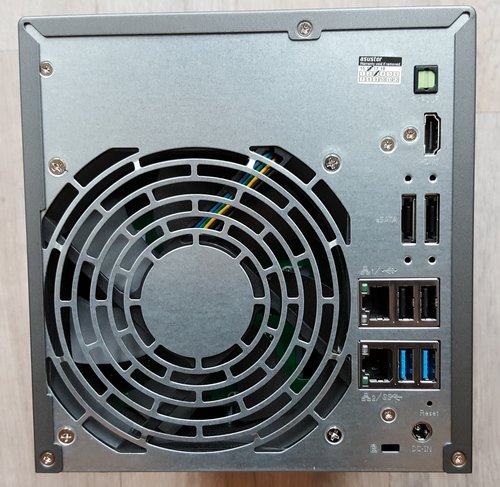 test-asustor-as6204t-arriere