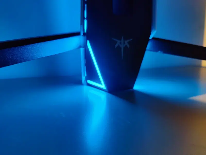 KTC G42P5 - Pied RGB