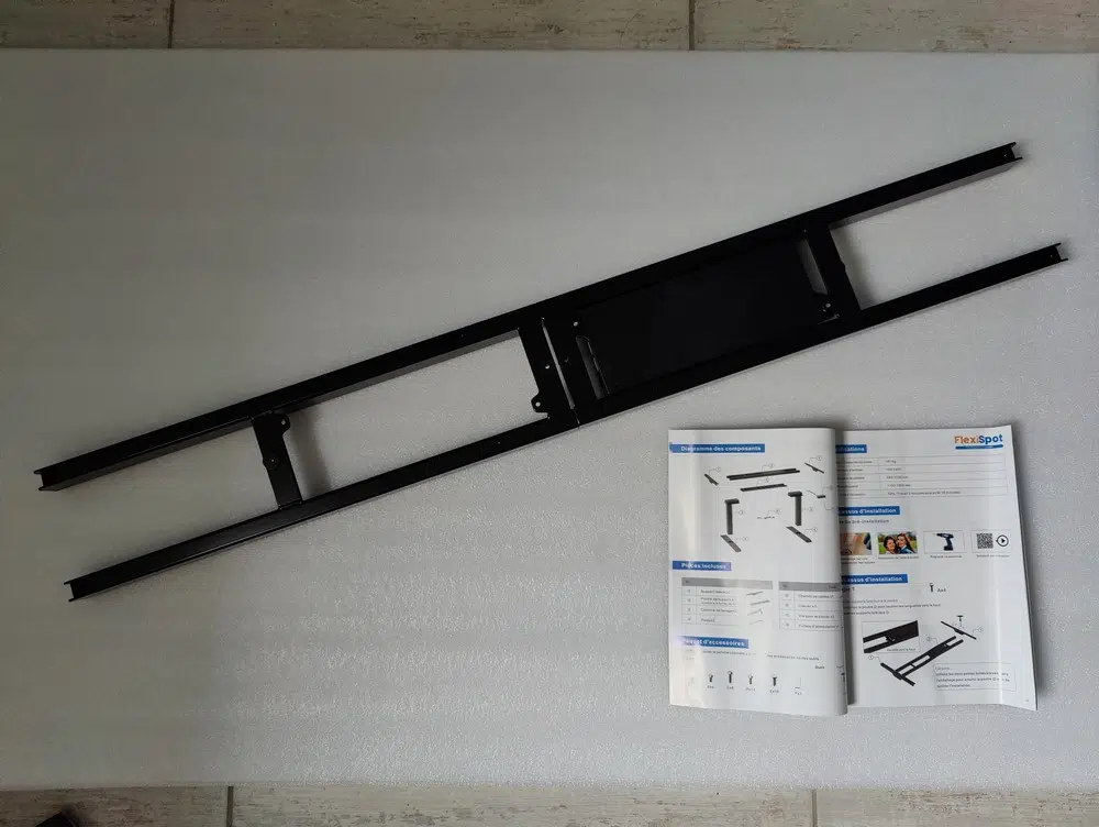 FlexiSpot - Début du montage