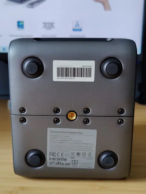 Formovie Dice - Vue de dessous