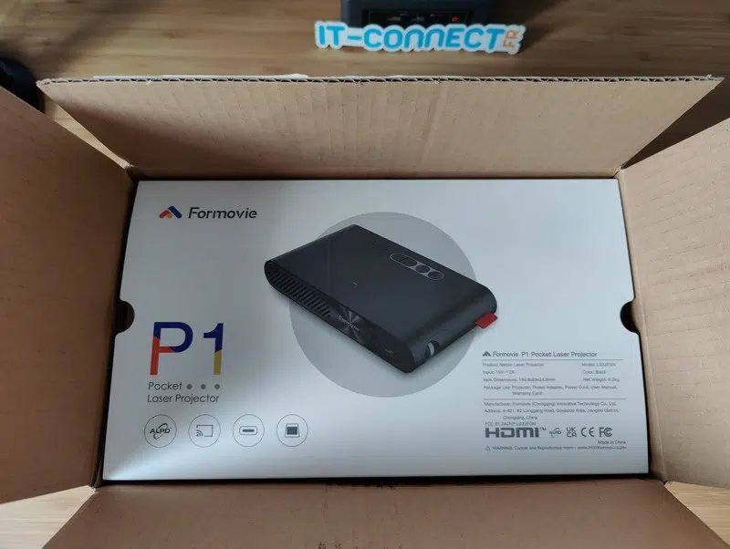 Formovie P1 - Package - 1