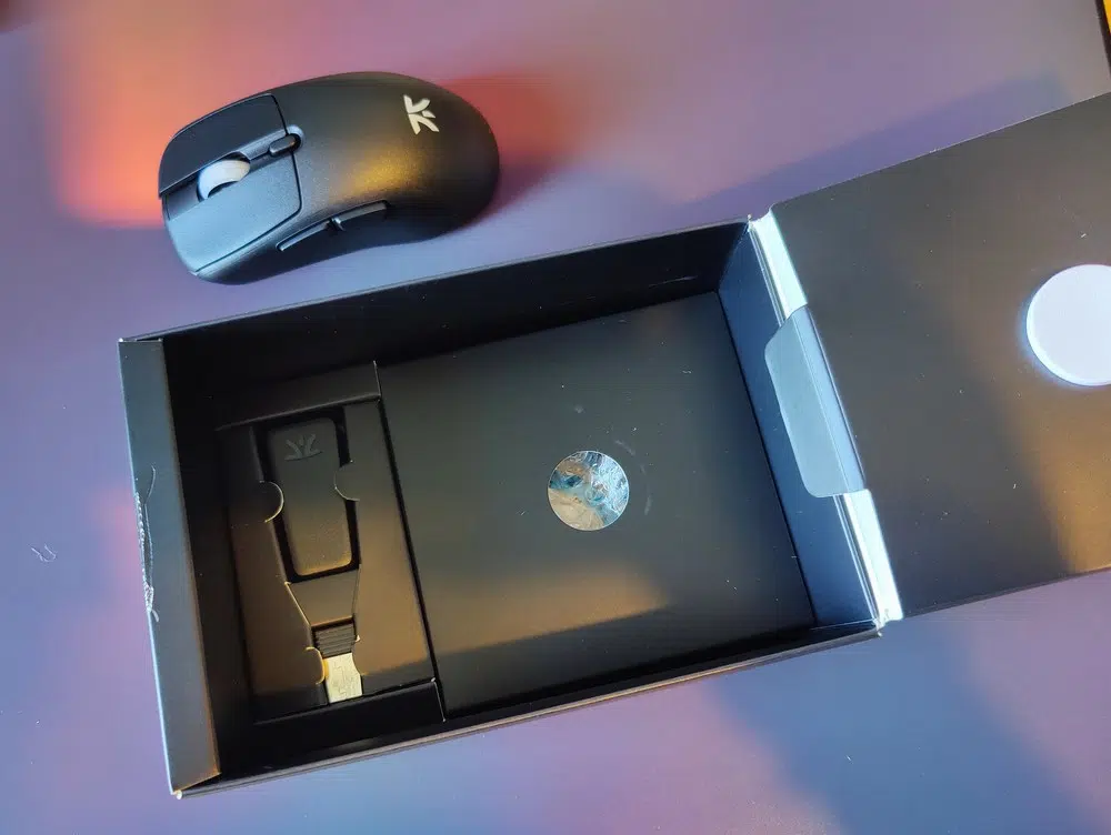 FNATIC Bolt - Package - Accessoires