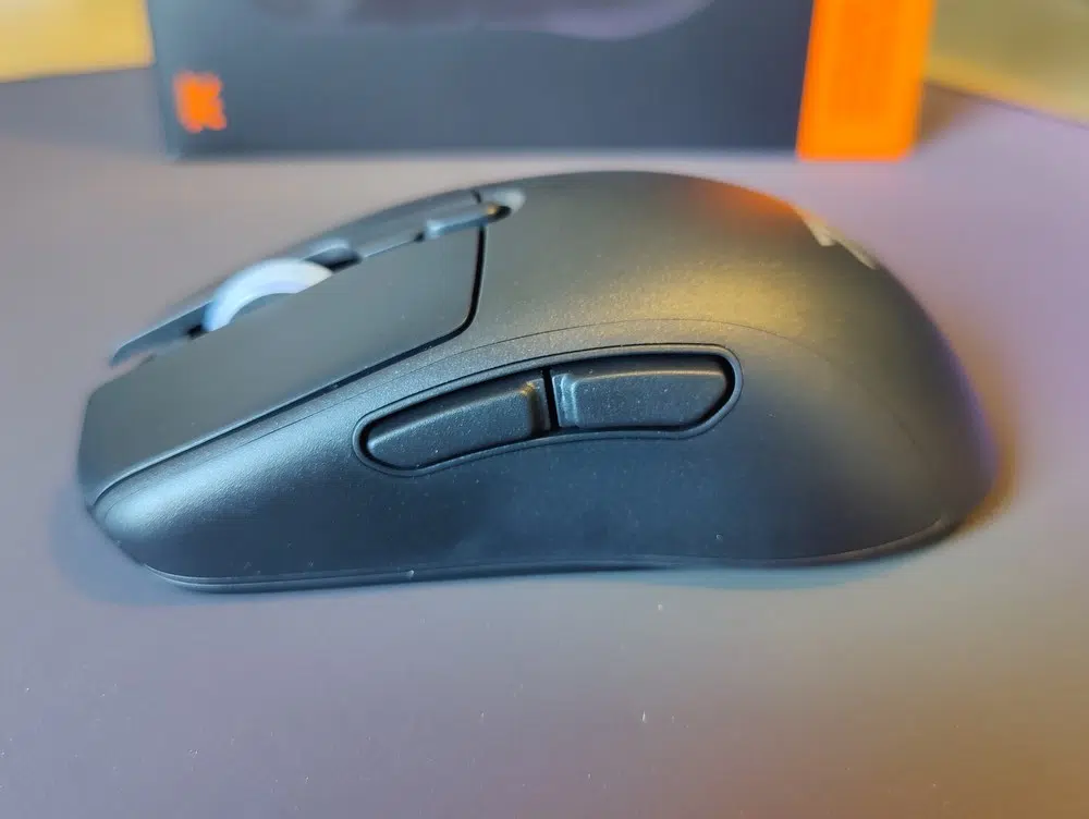 FNATIC Bolt - Souris - Vue de profil